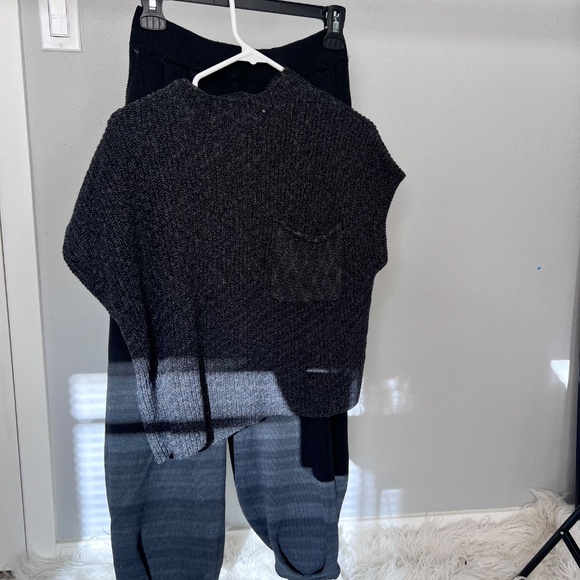 Free People Beach Set - Picture 2 of 6